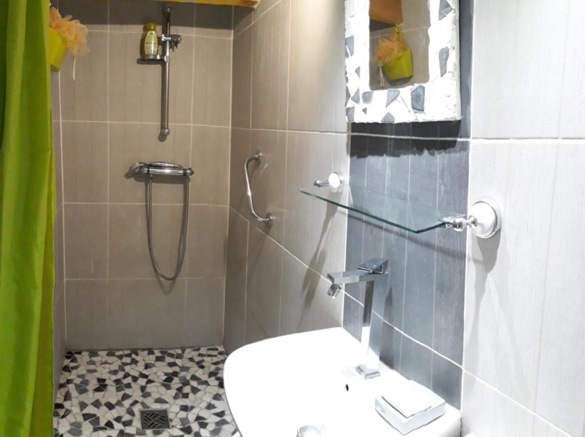 Patin Couffin Hotel Puyloubier Kültér fotó